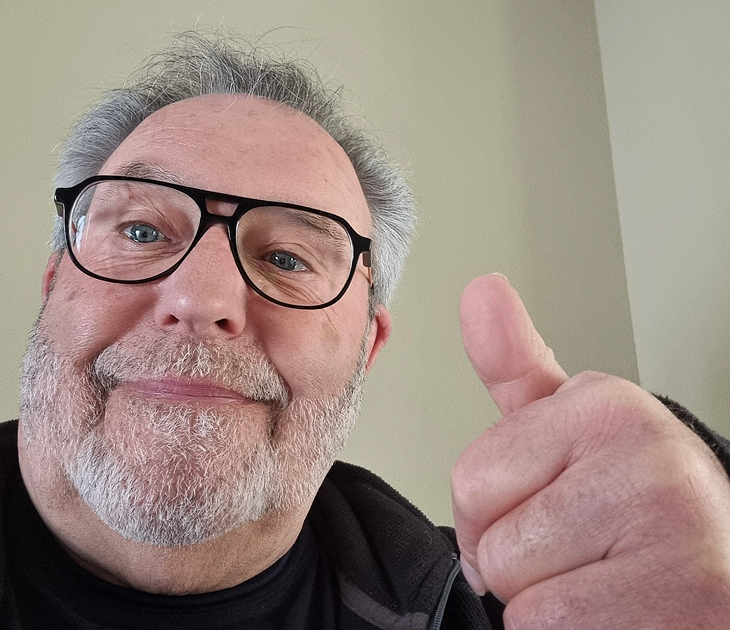 Review Adri Meesters