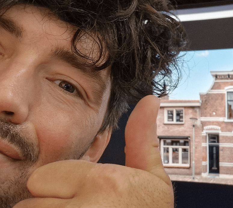 Review Vincent van der Velden